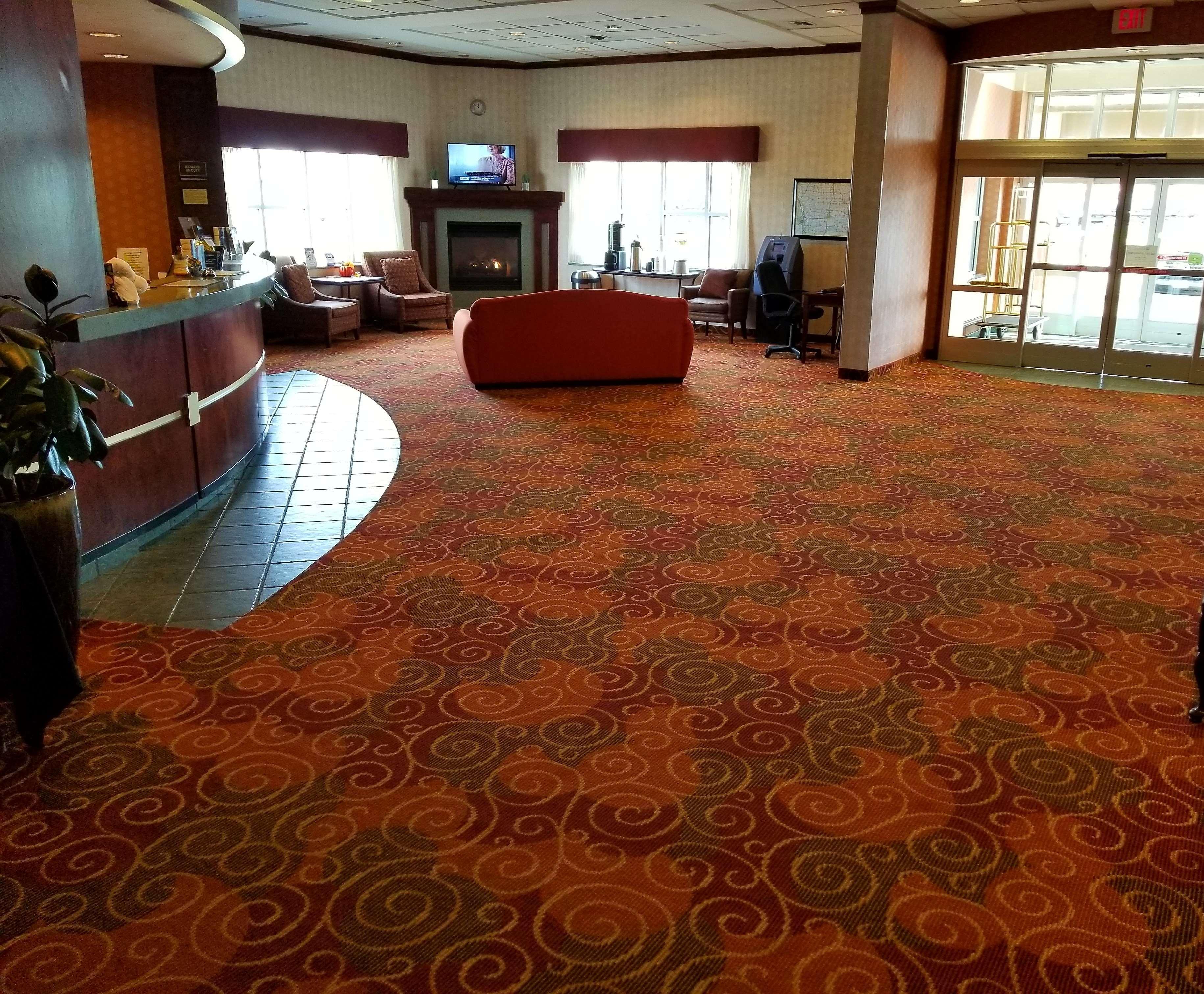 Rock Island Inn & Suites Marshalltown Zewnętrze zdjęcie