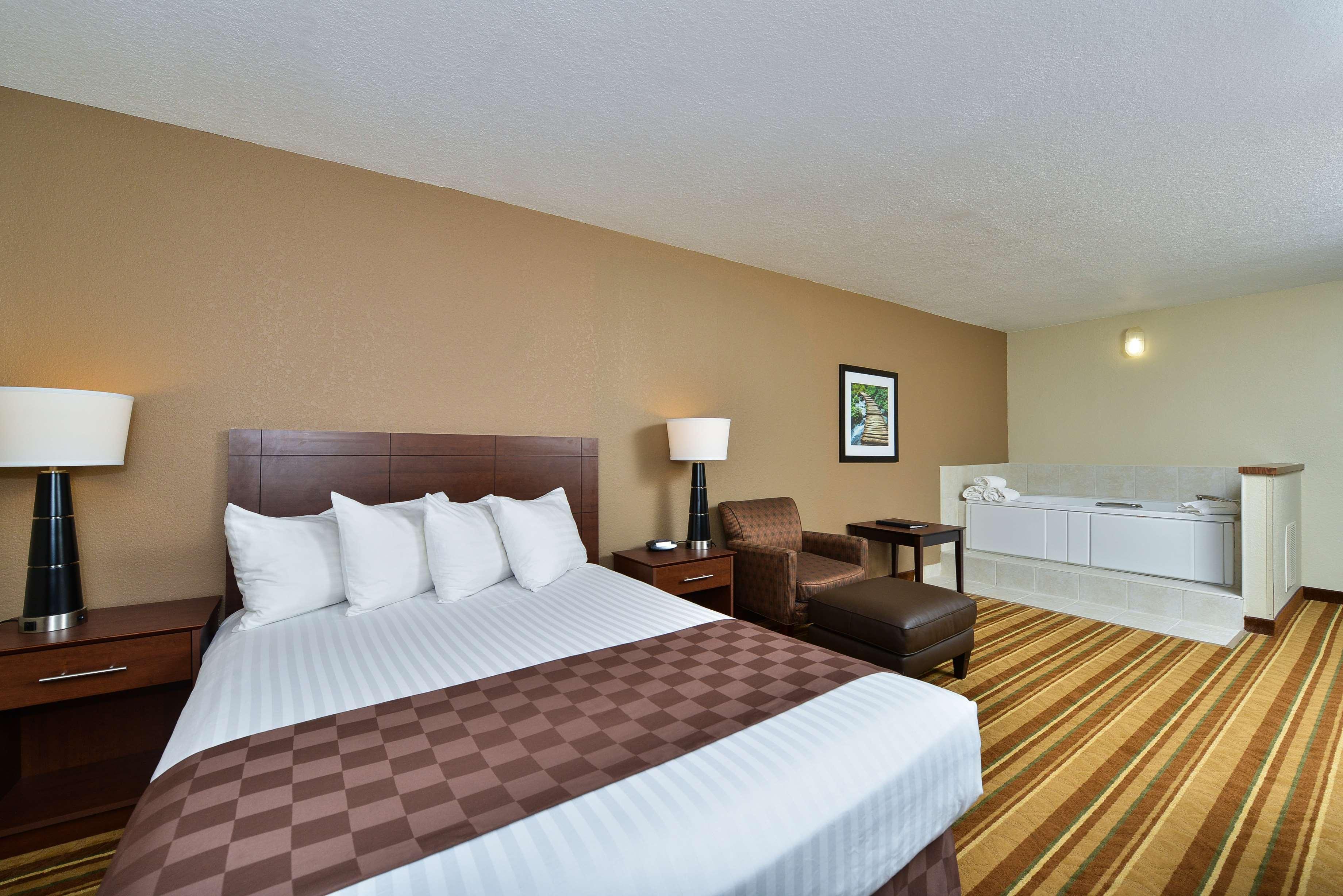 Rock Island Inn & Suites Marshalltown Zewnętrze zdjęcie