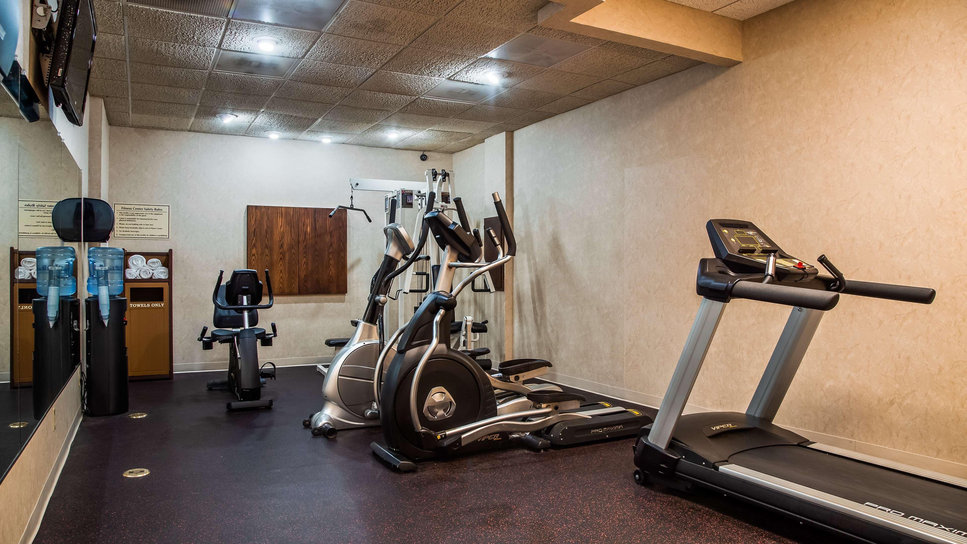 Rock Island Inn & Suites Marshalltown Zewnętrze zdjęcie