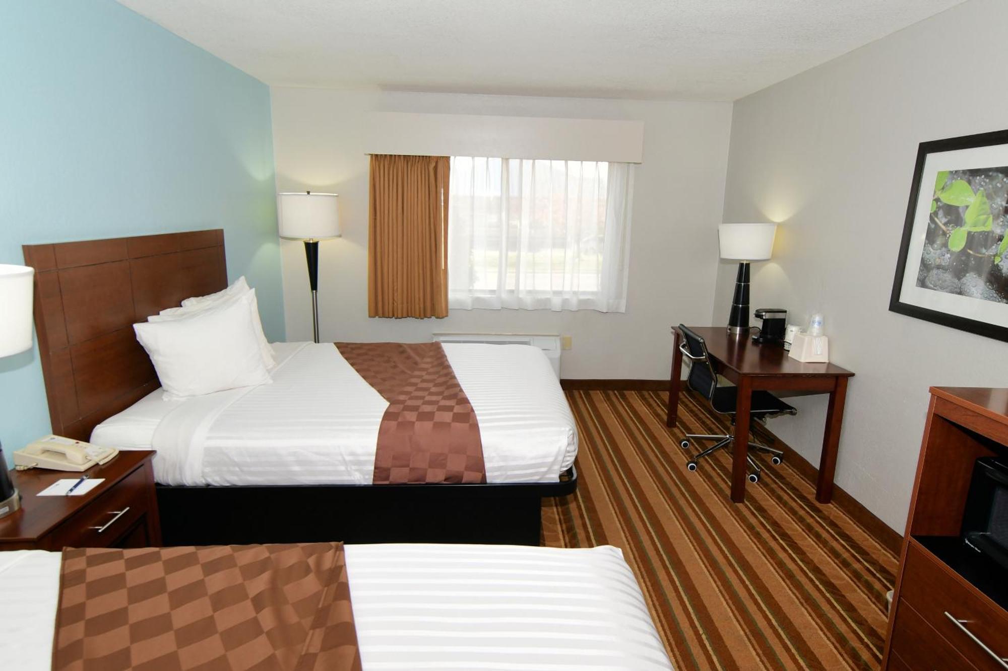 Rock Island Inn & Suites Marshalltown Zewnętrze zdjęcie