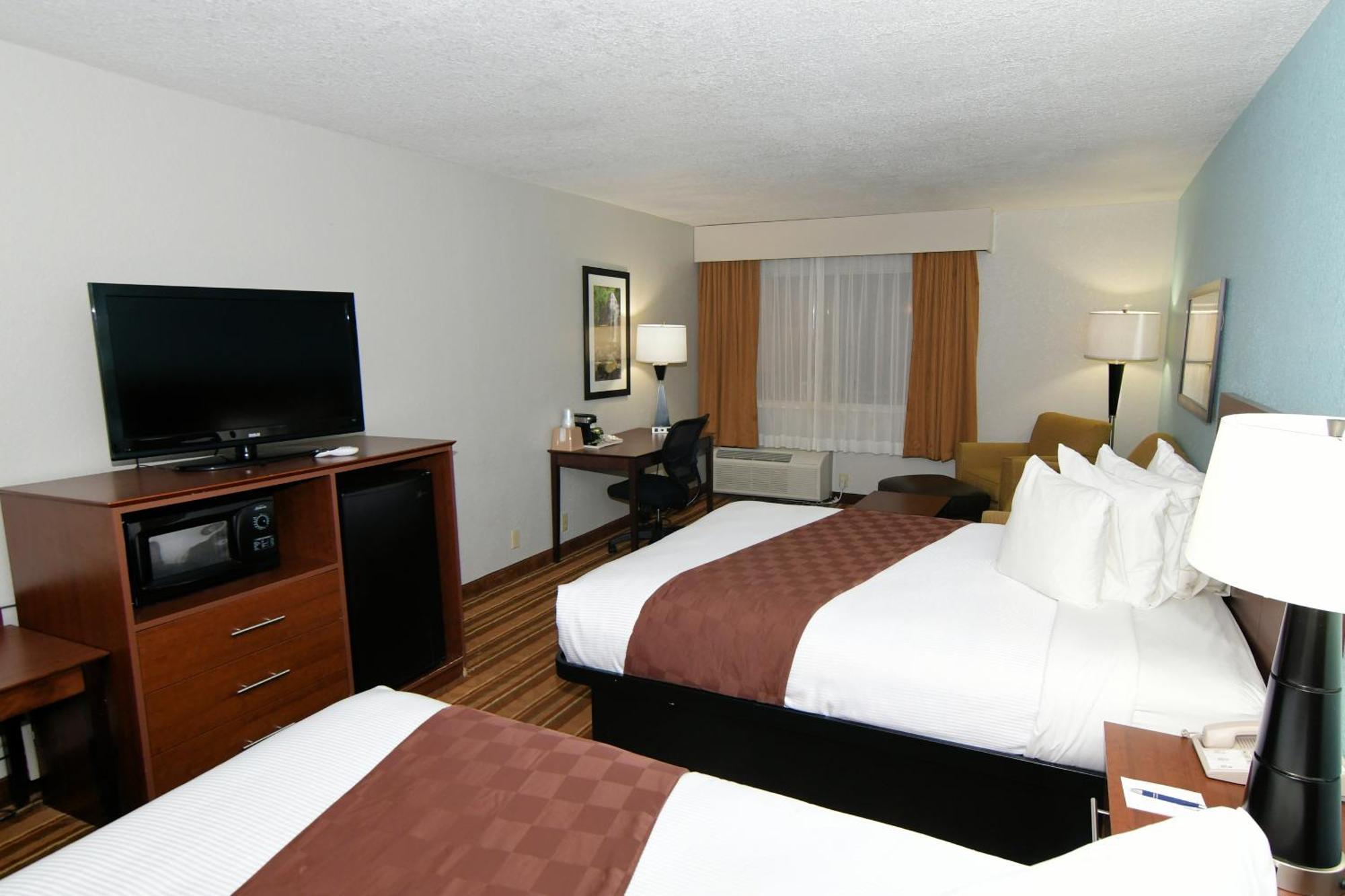 Rock Island Inn & Suites Marshalltown Zewnętrze zdjęcie