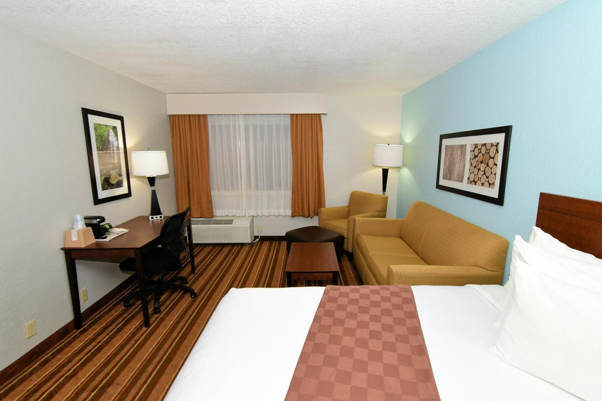 Rock Island Inn & Suites Marshalltown Zewnętrze zdjęcie