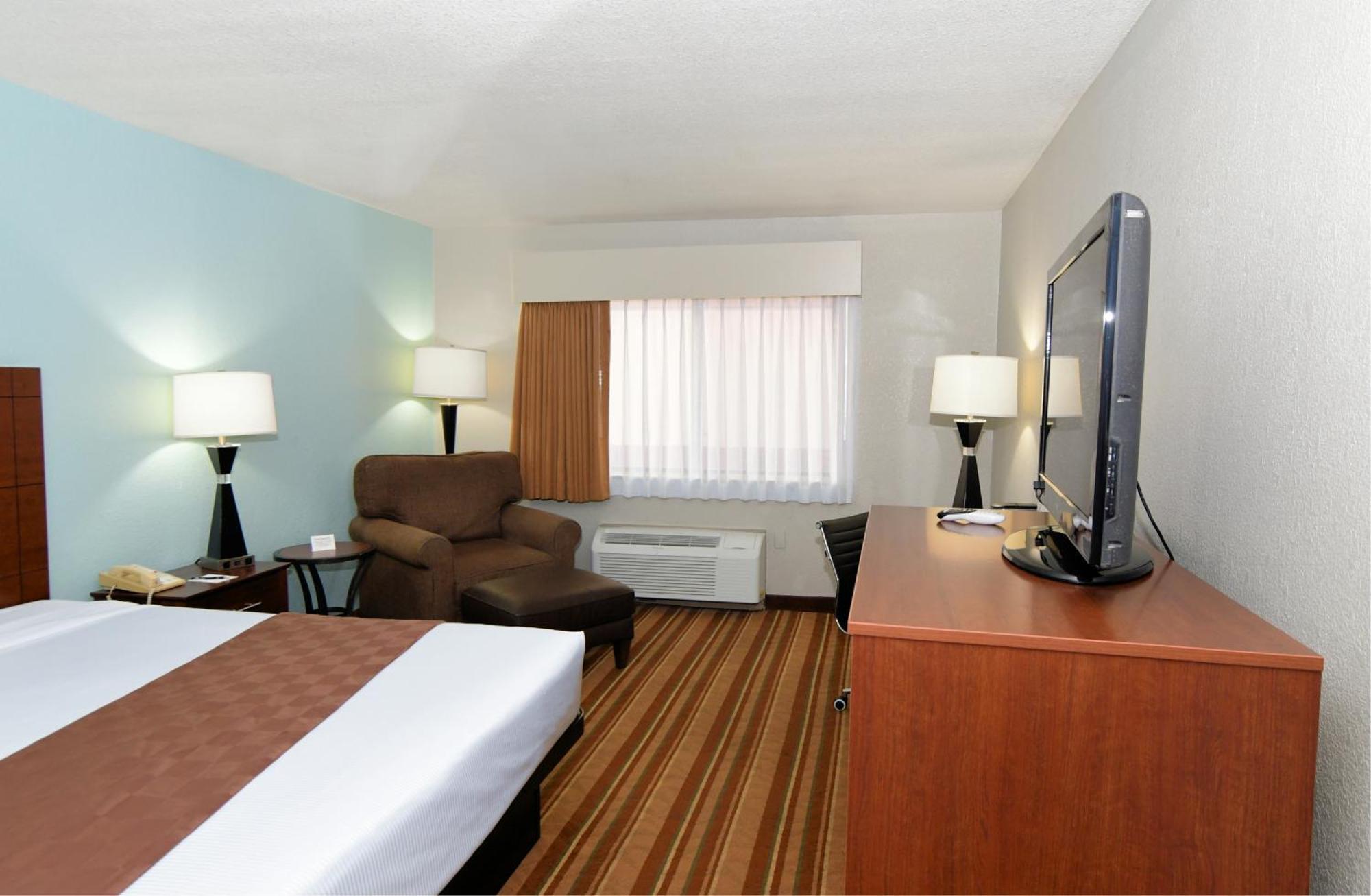 Rock Island Inn & Suites Marshalltown Zewnętrze zdjęcie