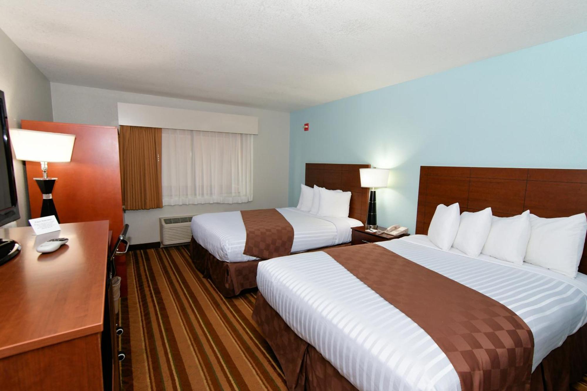 Rock Island Inn & Suites Marshalltown Zewnętrze zdjęcie